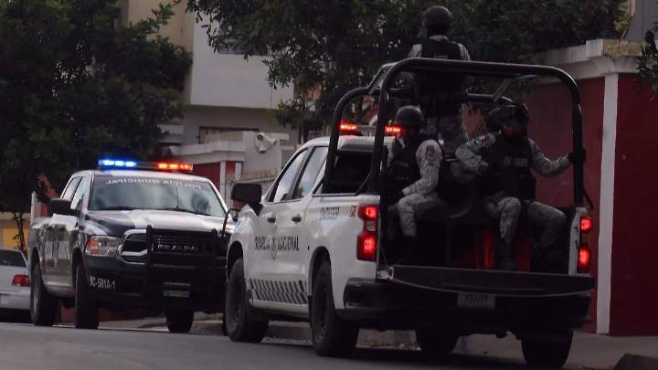 Joven pierde la vida tras impactar su motocicleta contra un poste
