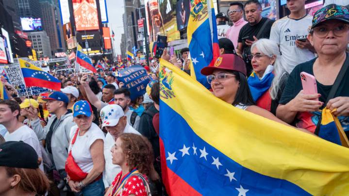 Corte de EEUU falla a favor de venezolanos amparados a TPS