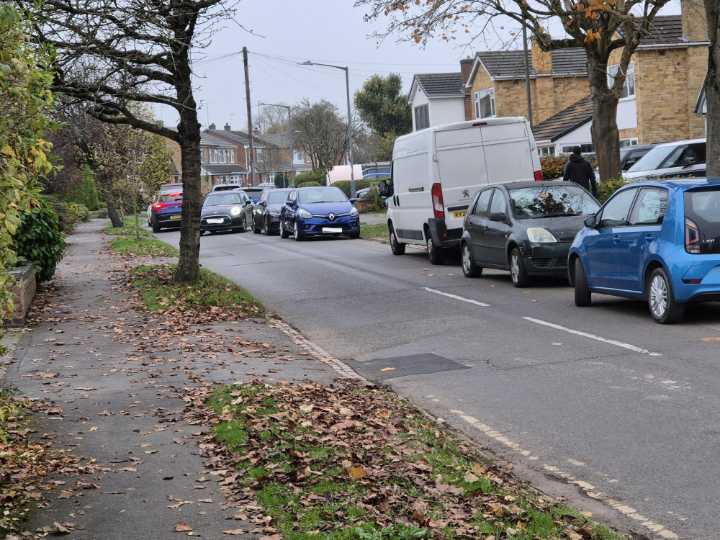Trial to fix Castle Farm parking problems | Local News 
