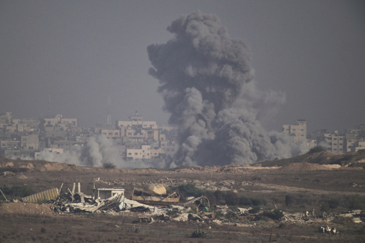 Una periodista que trabajaba para AP muere en ataque israelí a un hospital de Gaza
