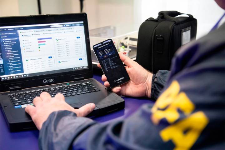 Fuerzas federales suman nuevo sistema para desbloquear celulares en investigaciones