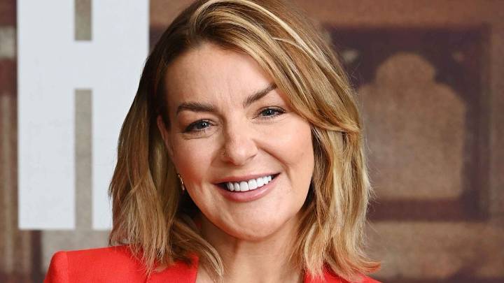 Sheridan Smith's leg-lengthening denim mini dress is so chic and on sale