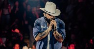 Del regional al rock: Carín León se une a Bon Jovi en un histórico dueto
