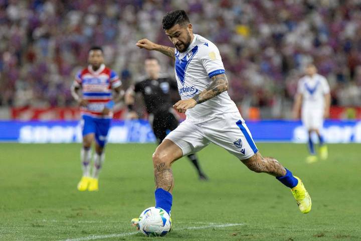 En Brasil Vélez busca un buen resultado ante Fortaleza en el partido que abre los octavos de final de la Libertadores