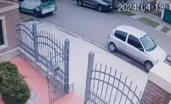 Ambulancieros van a juicio por la caída mortal de un hombre de una camilla