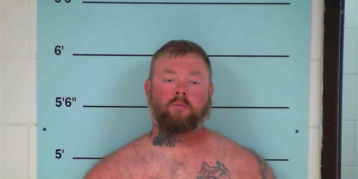 Officers use spike strips to end Ky. police chase