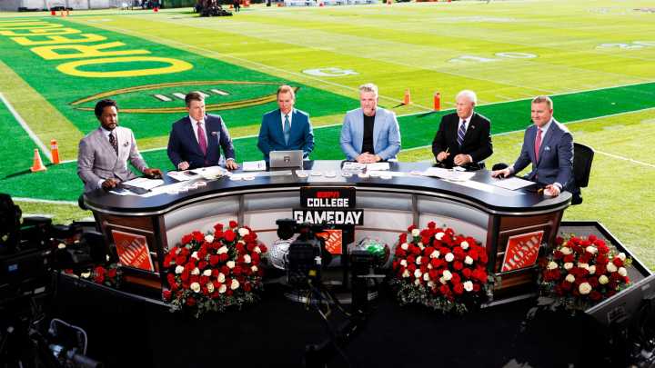 ESPN makes major broadcasting change to start of college football season to give Lee Corso emotional final goodbye
