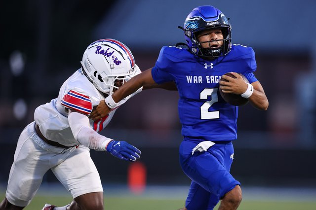 Football: South Forsyth runs all over Riverwood in home opener