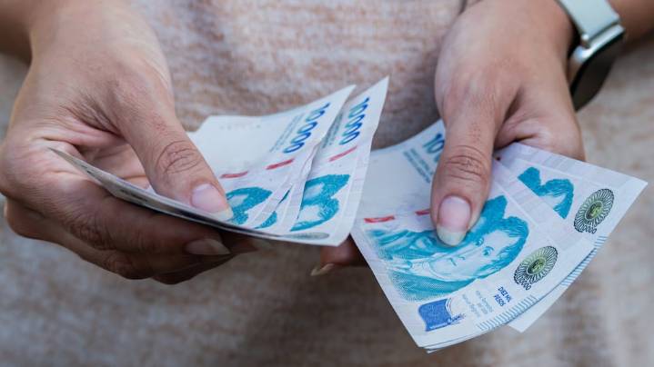 Quiénes acceden a los préstamos personales para monotributistas de $50.000.000 y qué tasa de interés se paga