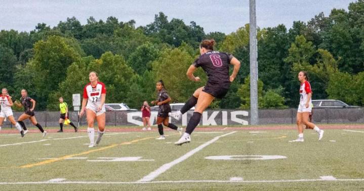 Latenser wins MVC Defensive Player of the Week