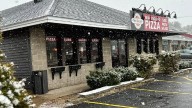 New England Pizza and Roast Beef closing in Rochester