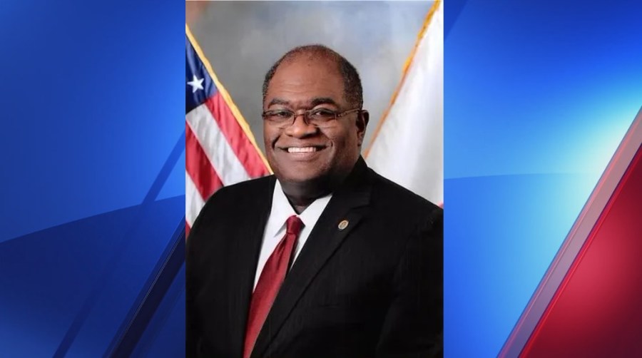 Chief Ward wins Ozark mayoral race