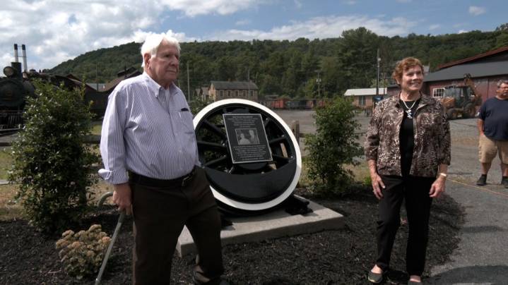 Kovalchick family memorialized for preservation of railroad