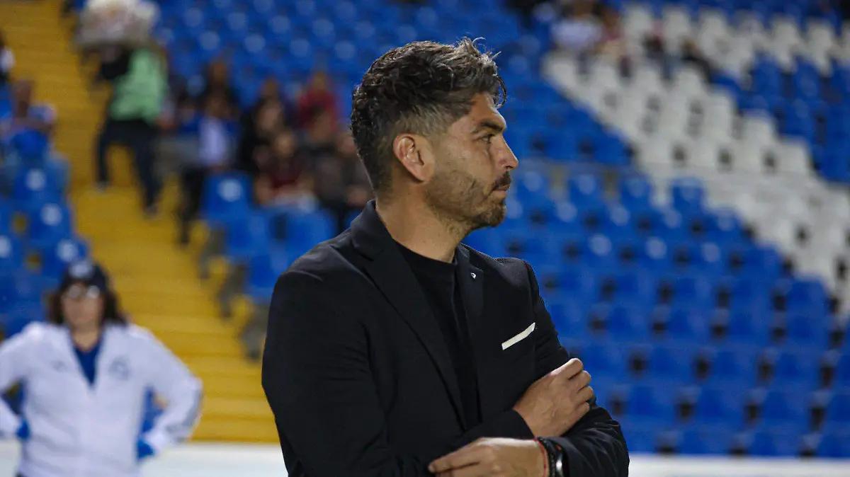Morales advierte en aventar la toalla con el Puebla Femenil