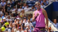 Alcaraz avanza sin contratiempos en el US Open a pesar de problema de rodilla