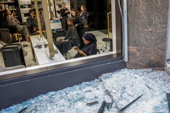 At least 17 killed in major Russian attack that included rare strikes on center of Ukrainian capital