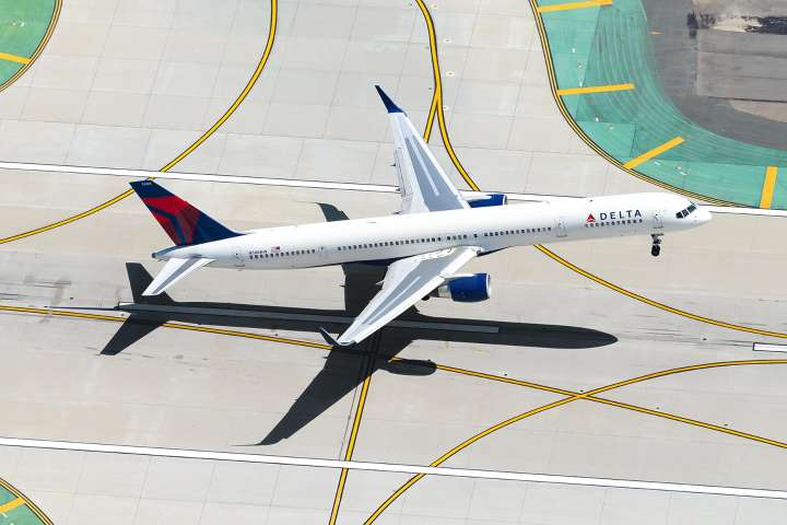 Fears Mount That Delta’s AI Ticket Pricing Will Personalize Airfare Based on Financial Status