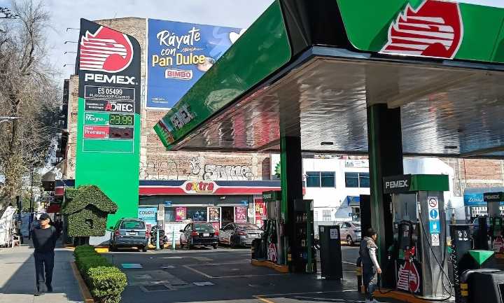 Plan estratégico para Pemex abre posible mejora en su calificación crediticia: Moody’s