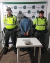 Lo capturaron por llevar estupefacientes en su motocicleta
