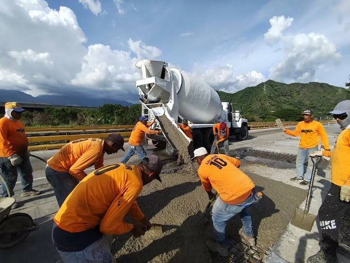 Gobierno de Carabobo avanza en rehabilitación de tramos del viaducto La Cabrera