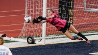Who are the top returning girls soccer saves leaders in 2025?