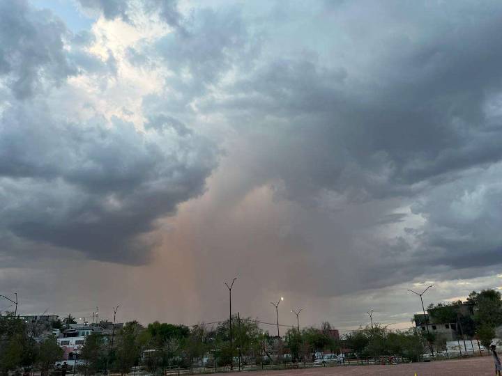 Prevén chubascos y tormentas; PC pide extremar precauciones