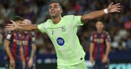Barcelona remonta y vence a Levante mientras que Atlético de Madrid pierde más puntos