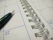 Ya casi suena el timbre para empezar el curso: apunta estas fechas clave