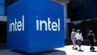 Trump dice que Intel "aceptó" ceder el 10% de sus acciones al gobierno de EE.UU.