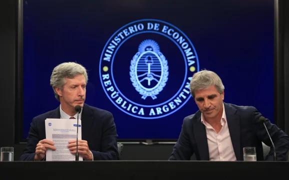 “No habrá pesos”: el Gobierno volvió a subir los encajes