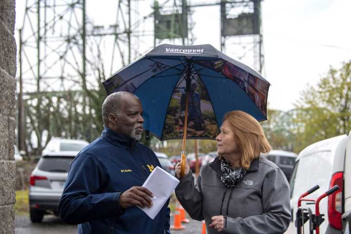 Vancouver mayor warns delays on I-5 Bridge replacement cost $1M per day