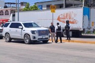 Acusan al alcalde de Ciudad del Carmen de usar policías para allanamientos y desalojos