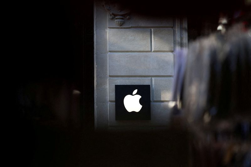 Apple says UK mobile market shake-up could harm users and developers
