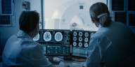 Estudio alerta que la dependencia de la IA podría afectar la capacidad médica para detectar cáncer