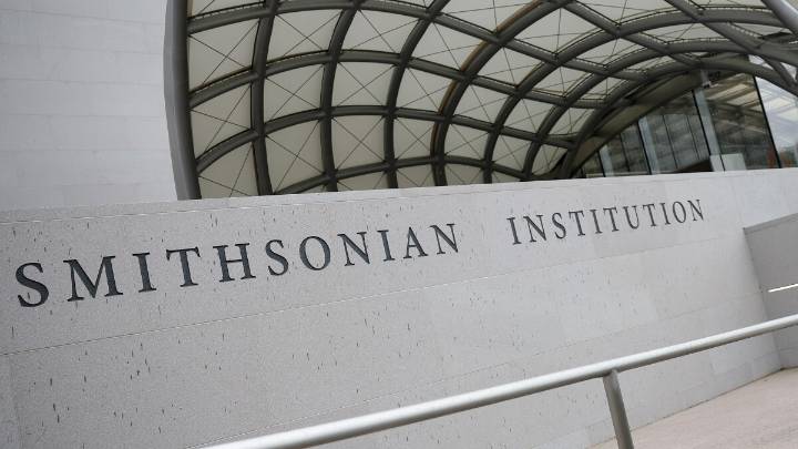 White House calls for a 'comprehensive review' of eight Smithsonian museums