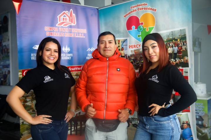 Florcita Polo y Karely «Robotina»: Los ‘Ángeles de la Construcción’ de Inmobiliaria Percy Rojas, anuncian megaproyecto y fomentan la vivienda propia