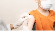 American Academy of Pediatrics issues new vaccine guidance for children amid rising COVID