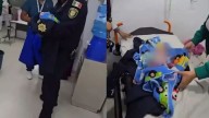 Hallan a bebé con placenta en baños del Metro Línea 8; ya recibe atención médica