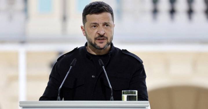 Ucrania no cederá su territorio, advierte Zelenski