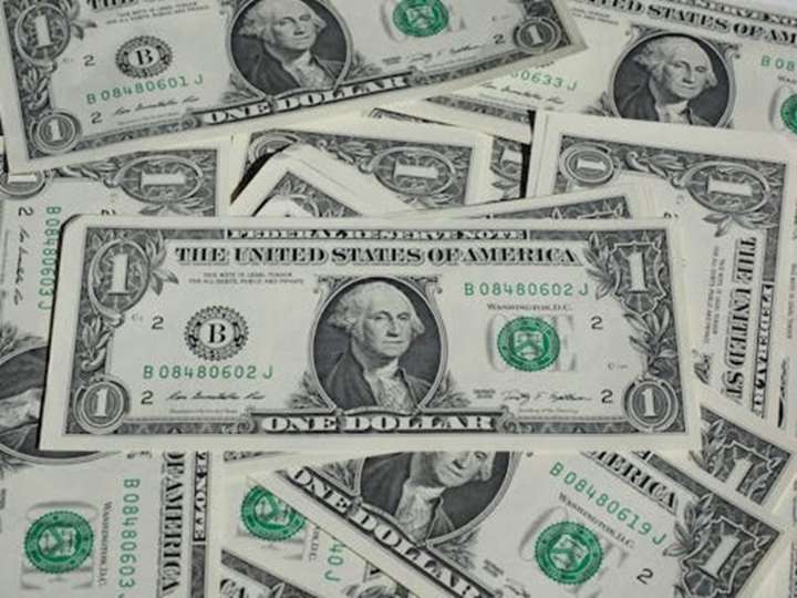 Federal Reserve Governor Resigns Amidst Trump's Siege