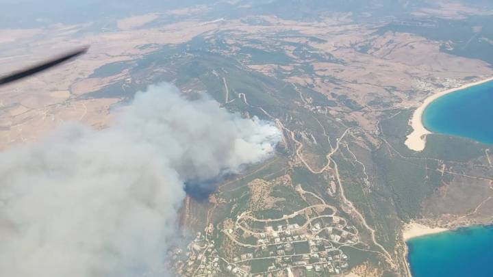 Declarado un nuevo incendio en Tarifa: el fuego se ha producido en la Sierra de la Plata