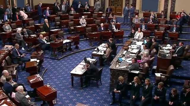 Florida redistricting battle begins