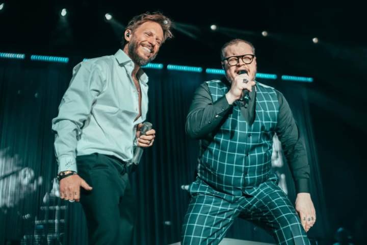 Sin Bandera celebra sus 25 años de carrera en el Movistar Arena
