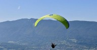 Muere un parapentista al sufrir una caída en Loja