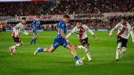En un partidazo, Godoy Cruz cayó ante River en el Monumental y quedó al borde de la zona de descenso