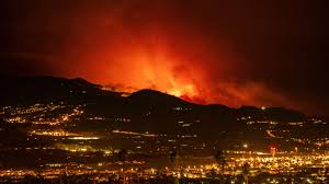 España consumida por incendios forestales en el noroeste y el oeste