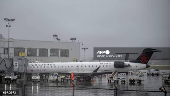 Air Canada sigue en huelga por violar derechos laborales