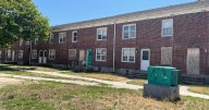 HUD meets with Stanley Holmes Village residents after taking over Atlantic City Housing Authority