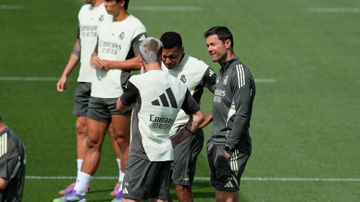 Real Madrid: Xabi no cierra la puerta a un fichaje de última hora