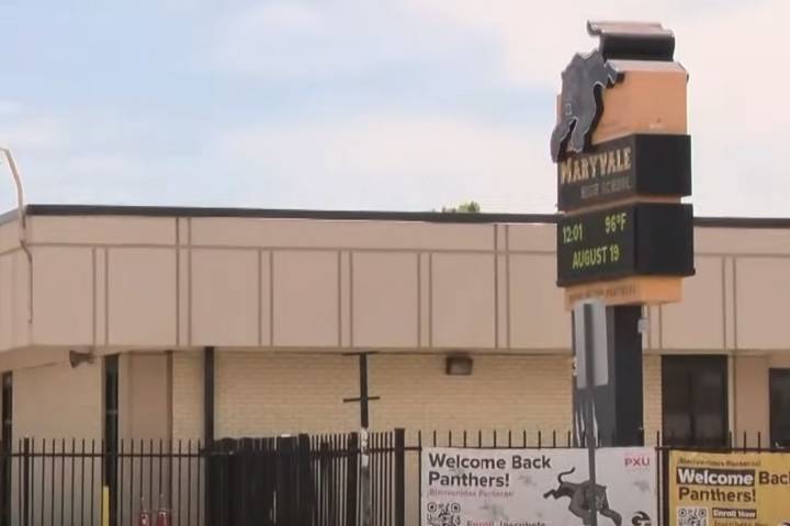 1 Student Dead, 1 Hospitalized After Stabbing at Phoenix High School